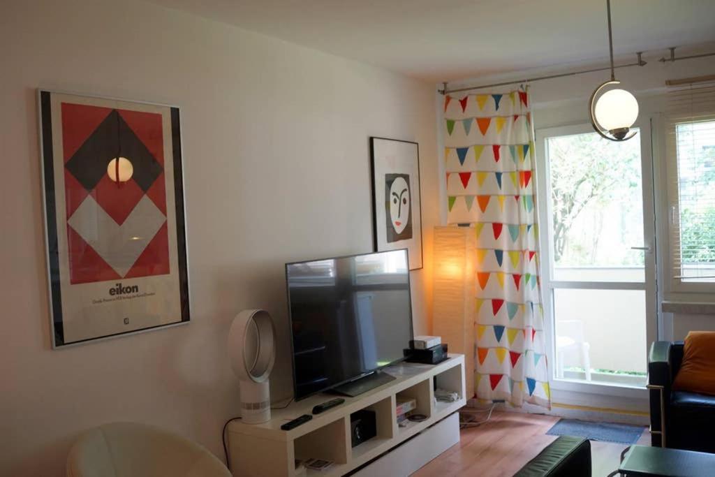 Mitten In Mitte, Ideal Fur Familien Appartement